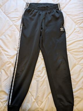 🦋5/25$ Adidas Black Track Pants with White Three Stripes